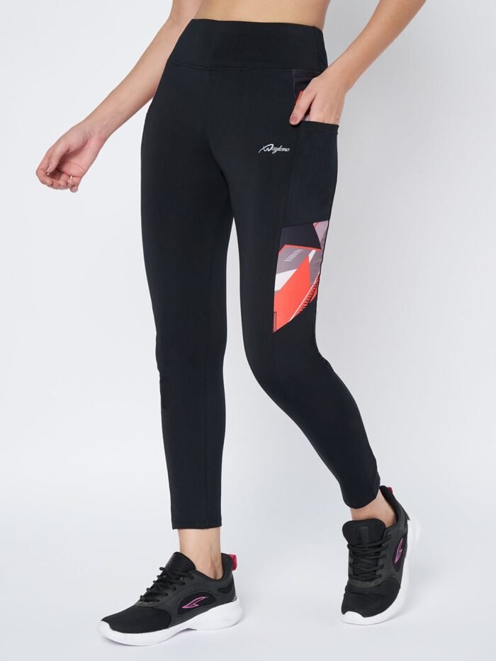 Black High-Performance Sports Leggings for Women - Perfect for Yoga and Gym - Image 3
