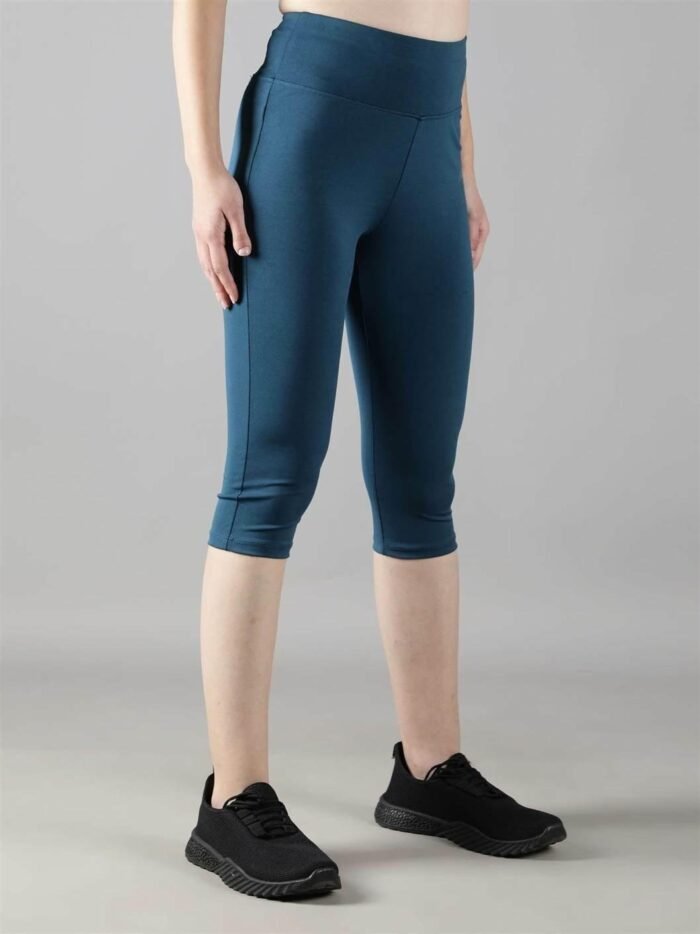 Waylene Women's Teal High-Waisted Plain Sports Capris | Yoga & Gym Wear India - Image 4